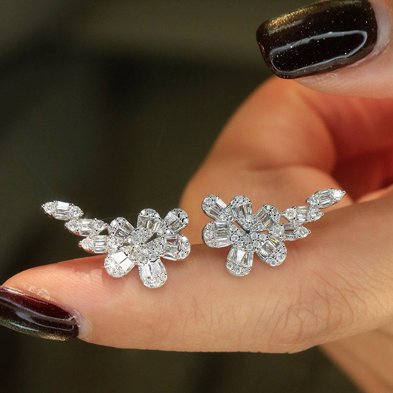 Ювелирные изделия Aazuo из чис – обзор и цена Diamond Stud Earrings